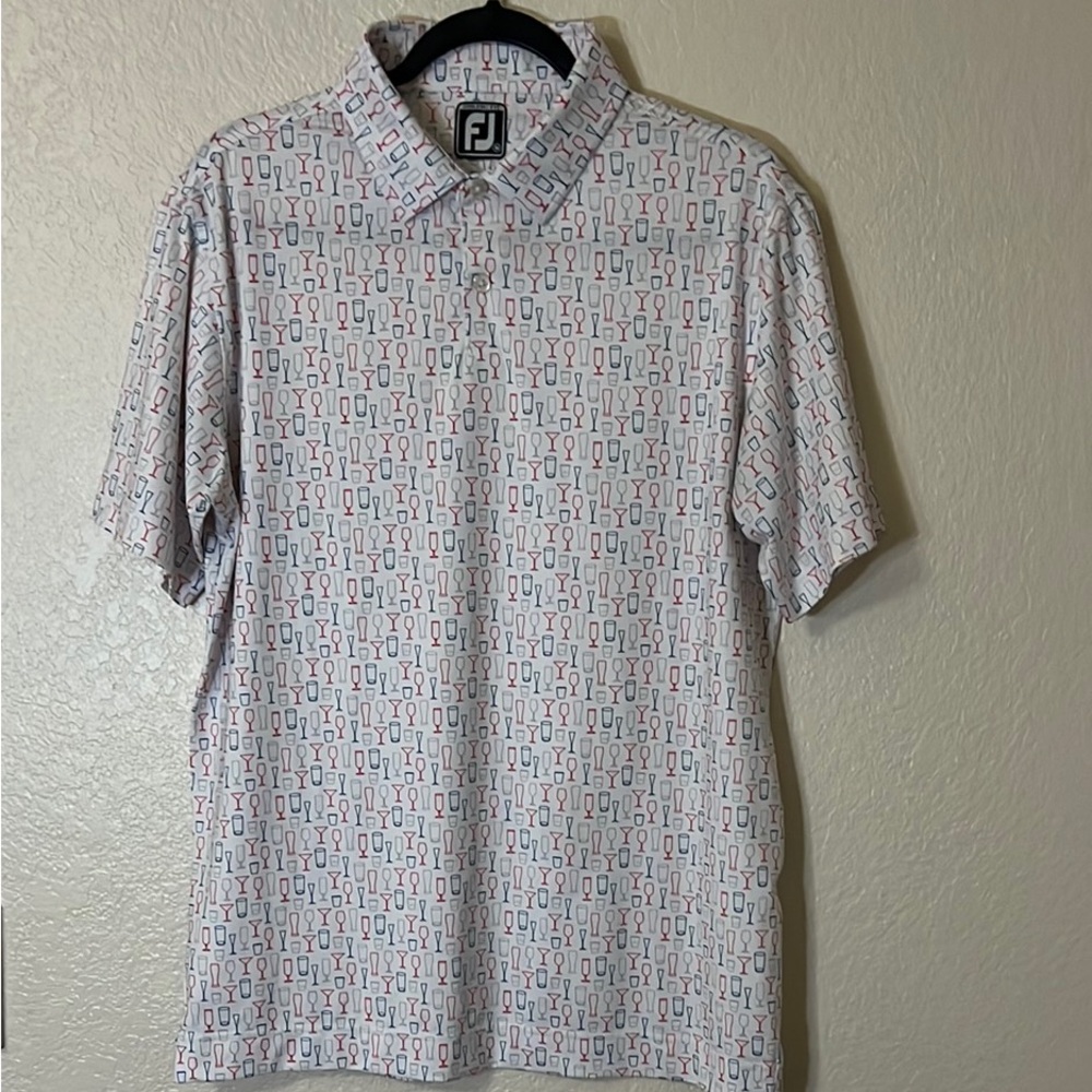 Stylish Men's Polo Shirt - Multicolor Pattern